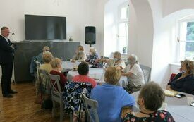 Wrześniowa &bdquo;Opieka wytchnieniowa&rdquo; w Klubie Senior+ 