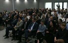 Uroczystość wręczenia stypendi&oacute;w Burmistrza Śremu w roku szkolnym 2018/2019