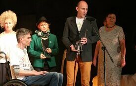 Nominowani w plebiscycie Śremskie Żyrafy 2018 otrzymali statuetki