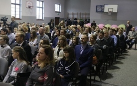 Burmistrz Śremu wręczył stypendia uczniom