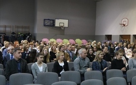 Burmistrz Śremu wręczył stypendia uczniom
