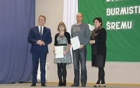 Burmistrz Śremu wręczył stypendia uczniom