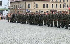 Pierwsza przysięga śremskich Wojsk Obrony Terytorialnej