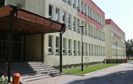 ​Wakacyjne  remonty w śremskich plac&oacute;wkach oświatowych