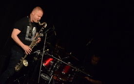 Mikołaj Trzaska i &amp;jazz w Kinoteatrze ˝Słonko˝