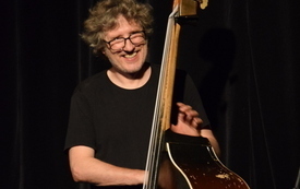 Mikołaj Trzaska i &amp;jazz w Kinoteatrze ˝Słonko˝