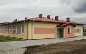 Oddano nowe skrzydło Szkoły Podstawowej im. Jana Pawła II w Dąbrowie