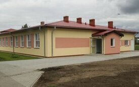 Oddano nowe skrzydło Szkoły Podstawowej im. Jana Pawła II w Dąbrowie