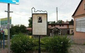 Nowe tablice przy moście
