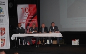 Konferencja historyczna w Śremie