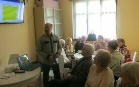 ​​Warsztaty tematyczne w Grupie Senior&oacute;w Parafii Farnej