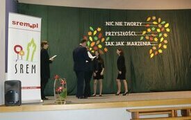 Burmistrz Śremu wręczył stypendia uczniom