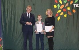 Burmistrz Śremu wręczył stypendia uczniom