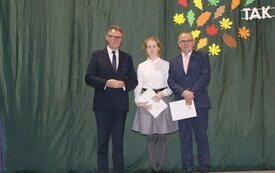 Burmistrz Śremu wręczył stypendia uczniom