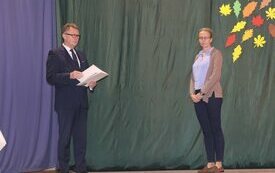 Burmistrz Śremu wręczył stypendia uczniom