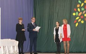 Burmistrz Śremu wręczył stypendia uczniom
