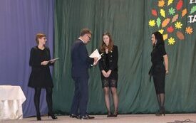 Burmistrz Śremu wręczył stypendia uczniom