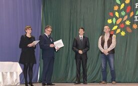 Burmistrz Śremu wręczył stypendia uczniom