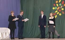Burmistrz Śremu wręczył stypendia uczniom