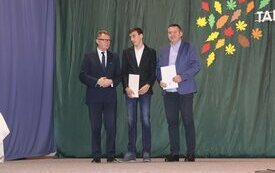 Burmistrz Śremu wręczył stypendia uczniom