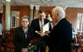 Uhonorowano dyrekcję Biblioteki Publicznej im. Heliodora Święcickiego w Śremie