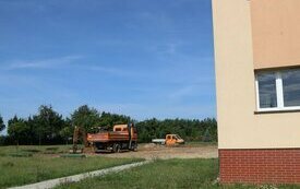 Nowy plac szkolny w Pyszącej