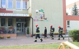 ​Ćwiczenia przeciwpożarowe w przedszkolu Janku Wędrowniczku