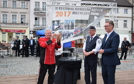 ŚOK - II Festiwal Orkiestr Dętych ˝Muzyczny Śrem &acute;2017˝ - orkiestrowo na śremskim rynku