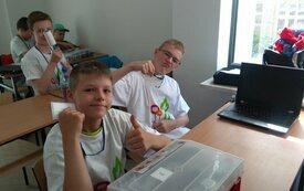 Śremianie na zawodach konstruktor&oacute;w robot&oacute;w