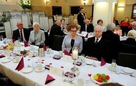 Burmistrz Śremu uhonorował małżeństwa medalami Za Długoletnie Pożycie Małżeńskie