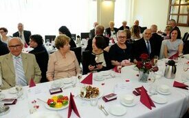 Burmistrz Śremu uhonorował małżeństwa medalami Za Długoletnie Pożycie Małżeńskie