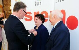 Burmistrz Śremu uhonorował małżeństwa medalami Za Długoletnie Pożycie Małżeńskie