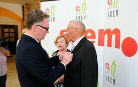 Burmistrz Śremu uhonorował małżeństwa medalami Za Długoletnie Pożycie Małżeńskie