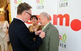 Burmistrz Śremu uhonorował małżeństwa medalami Za Długoletnie Pożycie Małżeńskie