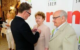 Burmistrz Śremu uhonorował małżeństwa medalami Za Długoletnie Pożycie Małżeńskie