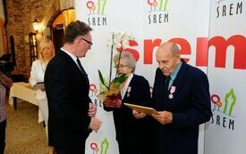 Burmistrz Śremu uhonorował małżeństwa medalami Za Długoletnie Pożycie Małżeńskie