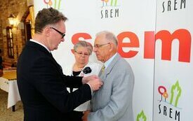 Burmistrz Śremu uhonorował małżeństwa medalami Za Długoletnie Pożycie Małżeńskie