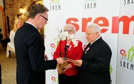 Burmistrz Śremu uhonorował małżeństwa medalami Za Długoletnie Pożycie Małżeńskie