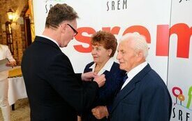 Burmistrz Śremu uhonorował małżeństwa medalami Za Długoletnie Pożycie Małżeńskie