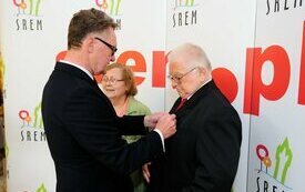 Burmistrz Śremu uhonorował małżeństwa medalami Za Długoletnie Pożycie Małżeńskie