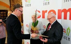 Burmistrz Śremu uhonorował małżeństwa medalami Za Długoletnie Pożycie Małżeńskie