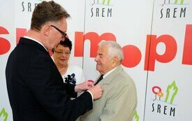 Burmistrz Śremu uhonorował małżeństwa medalami Za Długoletnie Pożycie Małżeńskie