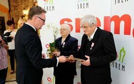 Burmistrz Śremu uhonorował małżeństwa medalami Za Długoletnie Pożycie Małżeńskie