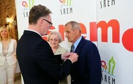 Burmistrz Śremu uhonorował małżeństwa medalami Za Długoletnie Pożycie Małżeńskie