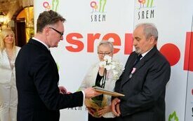 Burmistrz Śremu uhonorował małżeństwa medalami Za Długoletnie Pożycie Małżeńskie