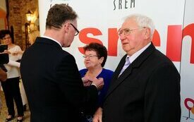 Burmistrz Śremu uhonorował małżeństwa medalami Za Długoletnie Pożycie Małżeńskie