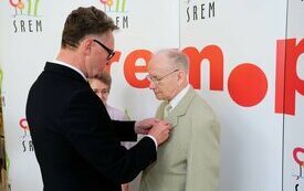 Burmistrz Śremu uhonorował małżeństwa medalami Za Długoletnie Pożycie Małżeńskie