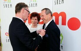 Burmistrz Śremu uhonorował małżeństwa medalami Za Długoletnie Pożycie Małżeńskie