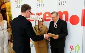 Burmistrz Śremu uhonorował małżeństwa medalami Za Długoletnie Pożycie Małżeńskie