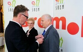 Burmistrz Śremu uhonorował małżeństwa medalami Za Długoletnie Pożycie Małżeńskie